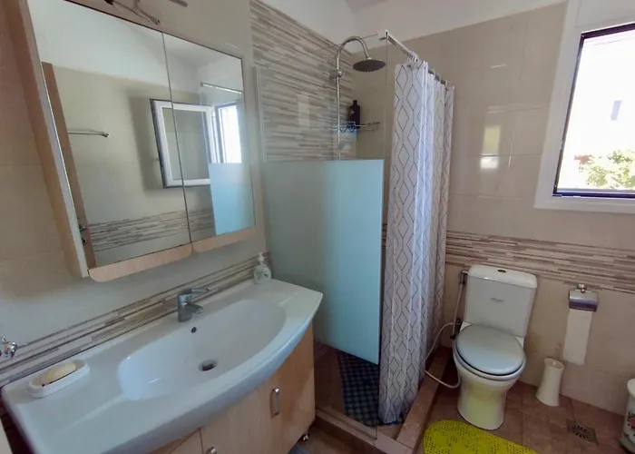 Sofia\'S Seaview Villa Near Airport And Beach